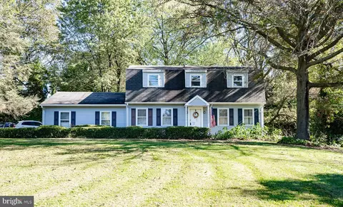 1198 Foxview Rd, Pottstown, PA 19465