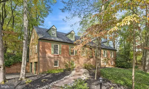 3 Fox Run Dr, Chadds Ford, PA 19317