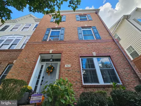 512 Raymond Dr #7, West Chester, PA 19380