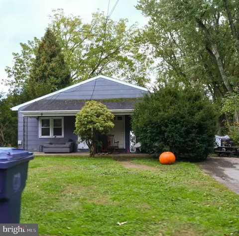 5759616365671 Saint George Michanok St # -8, Coatesville, PA 19320