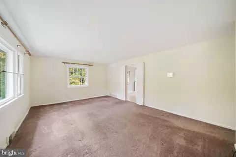 150 Valleyview Dr, Exton, PA 19341 photo 7