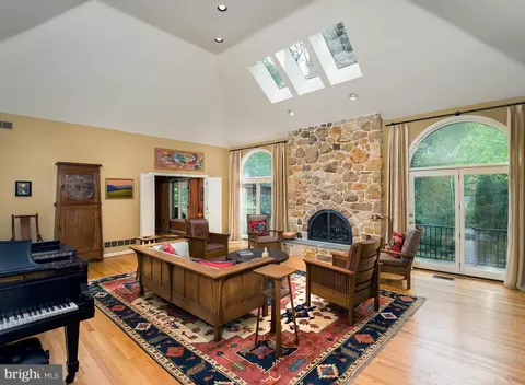533 S Waterloo Rd, Devon, PA 19333 photo 7