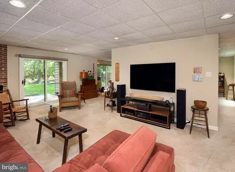 533 S Waterloo Rd, Devon, PA 19333 photo 27