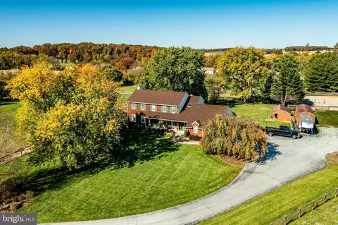 515 Center Hall Rd, Cochranville, PA 19330