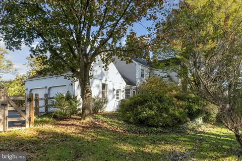 668 Joseph Dr, Wayne, PA 19087 photo 4