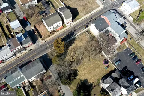 114 High St, Phoenixville, PA 19460