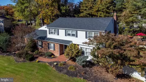 619 Meadow Dr, West Chester, PA 19380