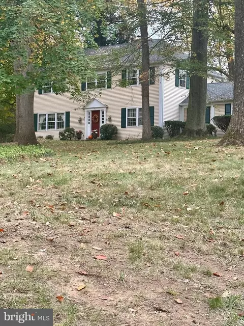 1108 Independence Dr, West Chester, PA 19382