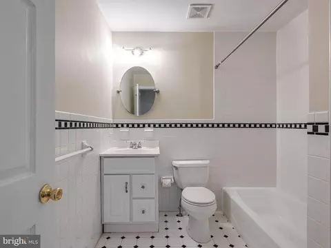222 Llandovery Dr, Exton, PA 19341 photo 28