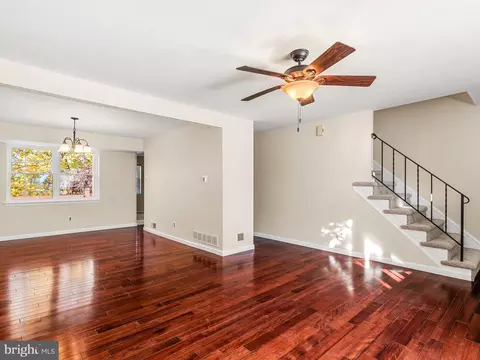 222 Llandovery Dr, Exton, PA 19341 photo 4