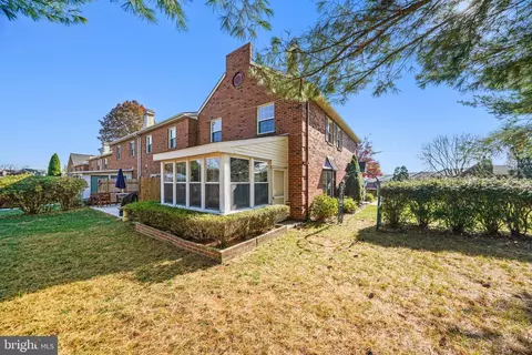 100 Lampeter Ct, Exton, PA 19341 photo 5