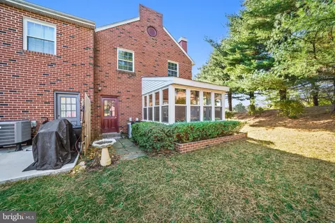 100 Lampeter Ct, Exton, PA 19341 photo 6