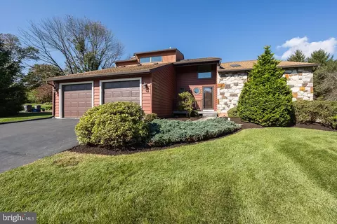8 Fox Ridge Rd, Glenmoore, PA 19343