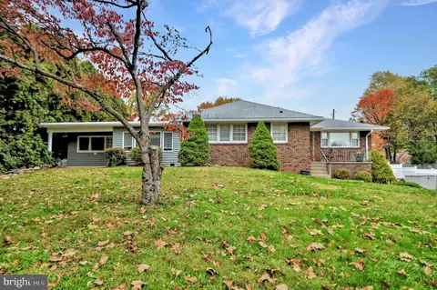 50 Lafayette Dr, Phoenixville, PA 19460