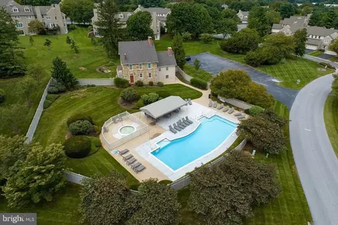 423 Homestead Dr, West Chester, PA 19382