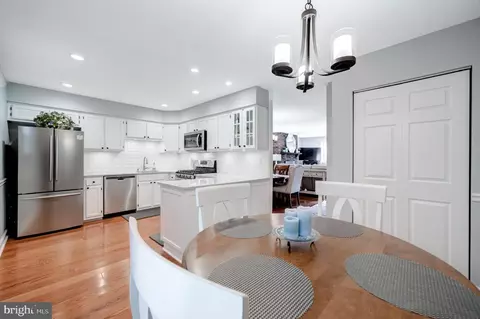 910 Debbie Ln, Phoenixville, PA 19460