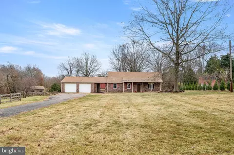 1395 Ellis Woods Rd, Pottstown, PA 19465