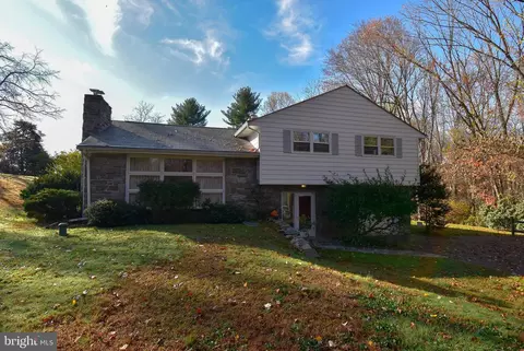 1514 Sylvan Dr, West Chester, PA 19380