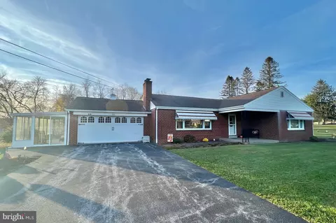410 Rock Raymond Rd, Downingtown, PA 19335