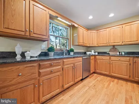23 Wingstone Ln, Devon, PA 19333 photo 8