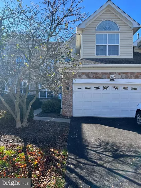 268 Torrey Pine Ct, West Chester, PA 19380