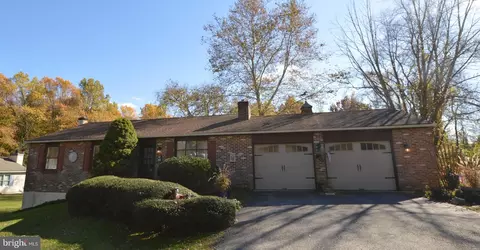 16 S Garden Cir, West Chester, PA 19382