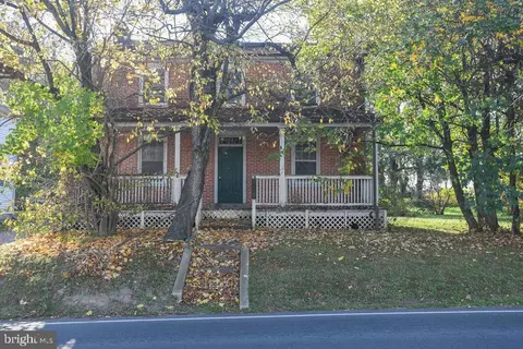 2057 Newark Rd, Lincoln University, PA 19352