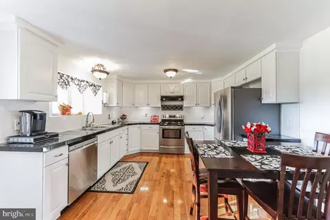 213 Scott Dr, Exton, PA 19341 photo 13