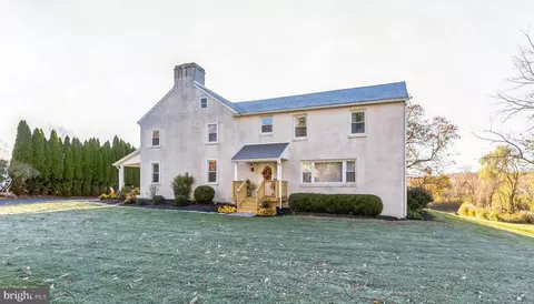 213 Scott Dr, Exton, PA 19341 photo 2