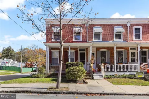447 N New St, West Chester, PA 19380