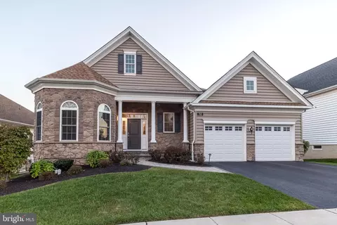 702 Reading Cir, Phoenixville, PA 19460