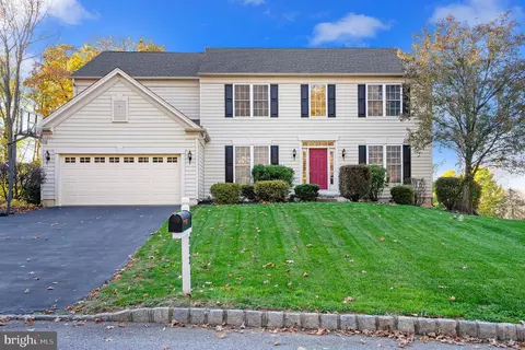 213 Bayberry Dr, Chester Springs, PA 19425