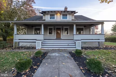 200 S Hill Ln, Coatesville, PA 19320