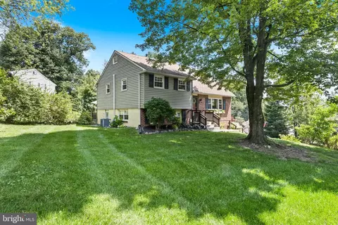 104 Spring Rd, Malvern, PA 19355