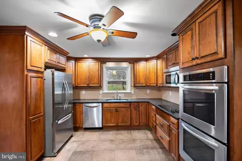 1122 Thomas Rd, Wayne, PA 19087 photo 11