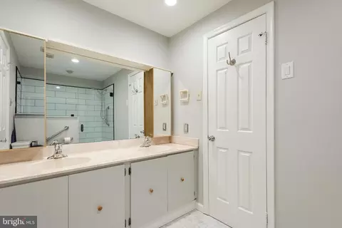 316 Headhouse Ct, Chesterbrook, PA 19087 photo 24