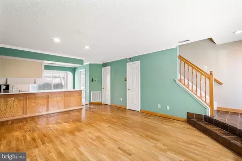 316 Headhouse Ct, Chesterbrook, PA 19087 photo 3