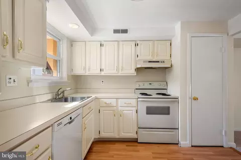 315 S Valley Forge Rd UNIT 10, Devon, PA 19333 photo 14