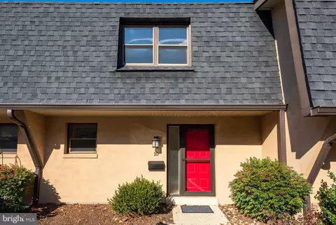 315 S Valley Forge Rd UNIT 10, Devon, PA 19333