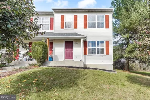 208 Buena Vista Dr, Kennett Square, PA 19348