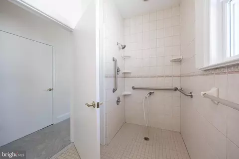 Bath - 111 Corman Dr, Kennett Square, PA 19348 photo 1 of 4