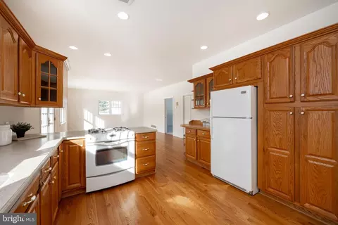 Kitchen - 111 Corman Dr, Kennett Square, PA 19348 photo 2 of 4