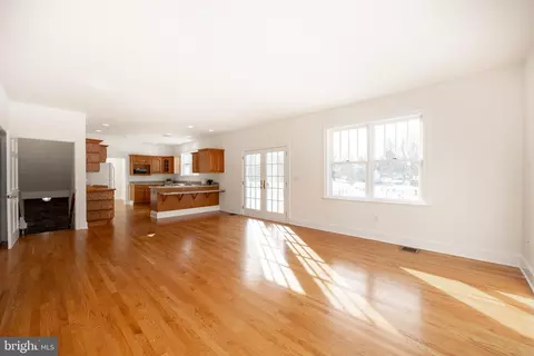 Living - 111 Corman Dr, Kennett Square, PA 19348 photo 3 of 6