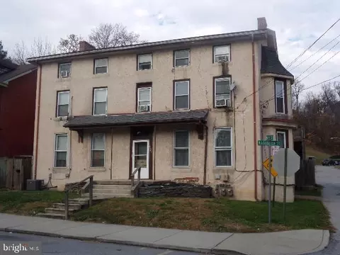 121 123 Main St, Parkesburg, PA 19365