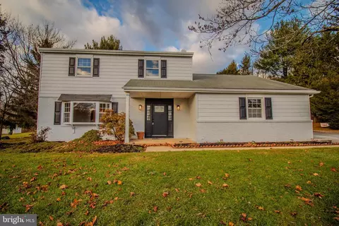126 Locust Knoll Rd, Downingtown, PA 19335
