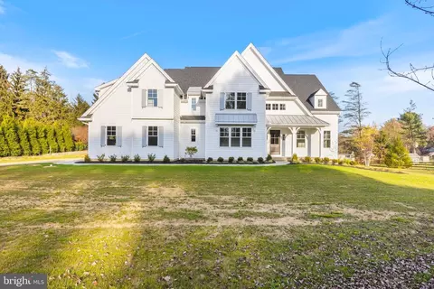 915 Hereford Rd, Berwyn, PA 19312
