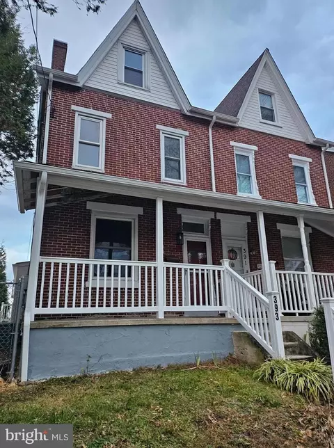 393 1st Ave, Phoenixville, PA 19460