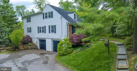 Exterior - 661 Old Eagle School Rd, Wayne, PA 19087 photo 2 of 10