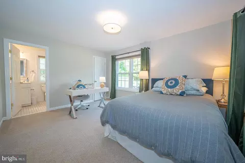 Bedroom - 661 Old Eagle School Rd, Wayne, PA 19087 photo 3 of 7