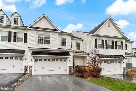 473 Lee Pl, Exton, PA 19341